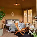 Zatoria Luxury Glamping ホリデーパーク *