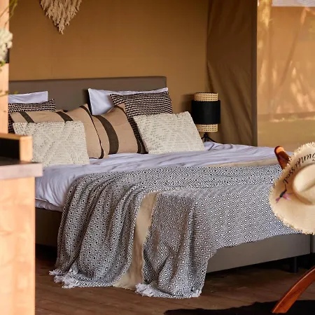Parque de vacaciones Zatoria Luxury Glamping *