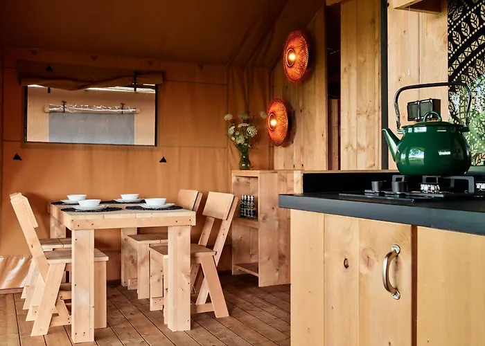 Zatoria Luxury Glamping Kompleks wypoczynkowy *