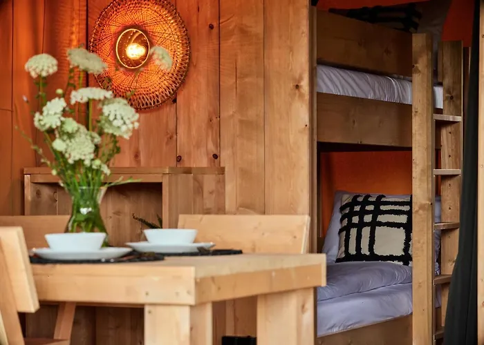 Kompleks wypoczynkowy Zatoria Luxury Glamping Zator